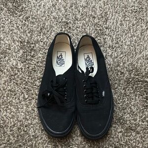 Vans Black Authentic Sneakers Classic Low-Top Size 10 M lightly used